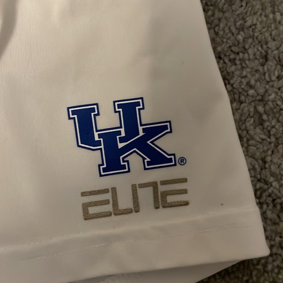 Men’s University of Kentucky Wildcats Basketball Nike Dri-Fit Loose Fit Shirt - Picture 5 of 6